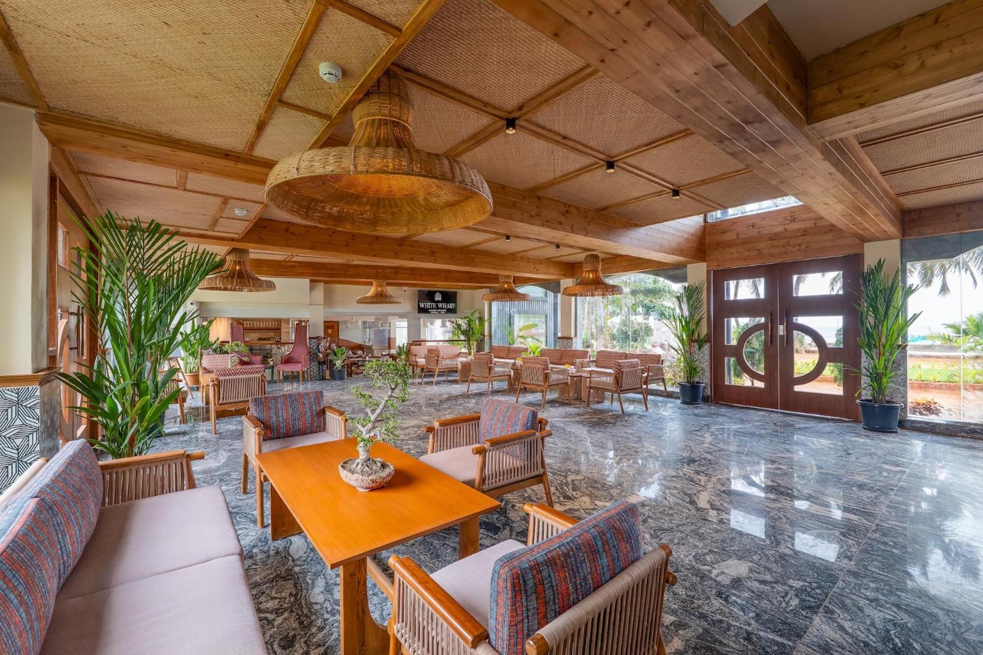 White Wharf Beach Resort Morjim Goa Экстерьер фото